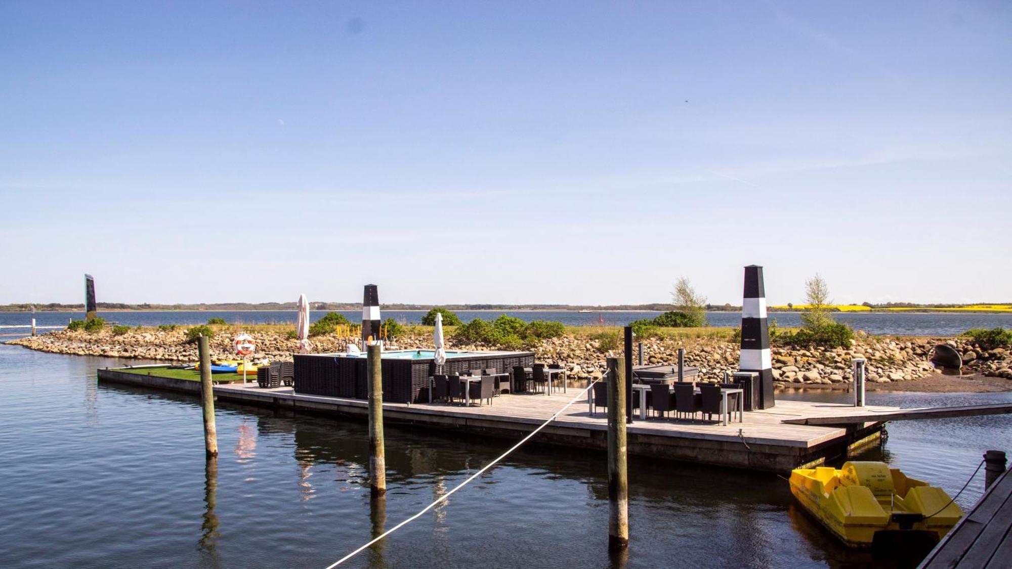 Hotel Strandtangen Skive Exterior photo